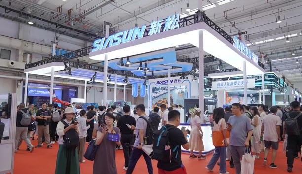 具身智能，創變未來！新松亮相北京世界機器人大會