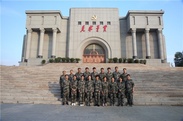 新松黨總支開展&ldquo;不忘初心、牢記使命&rdquo;主題教育學習系列活動