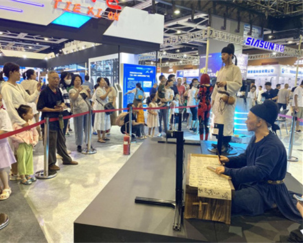 多領域&ldquo;機器人+&rdquo;擁抱全面智能新時代